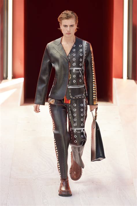 vestiti bambini louis vuitton|louis vuitton ready to wear collection.